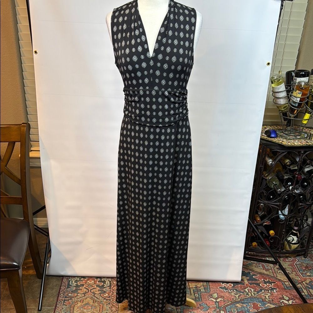 Vince Camuto Black and White Print Sleeveless V-neck Maxi Dress, Medium